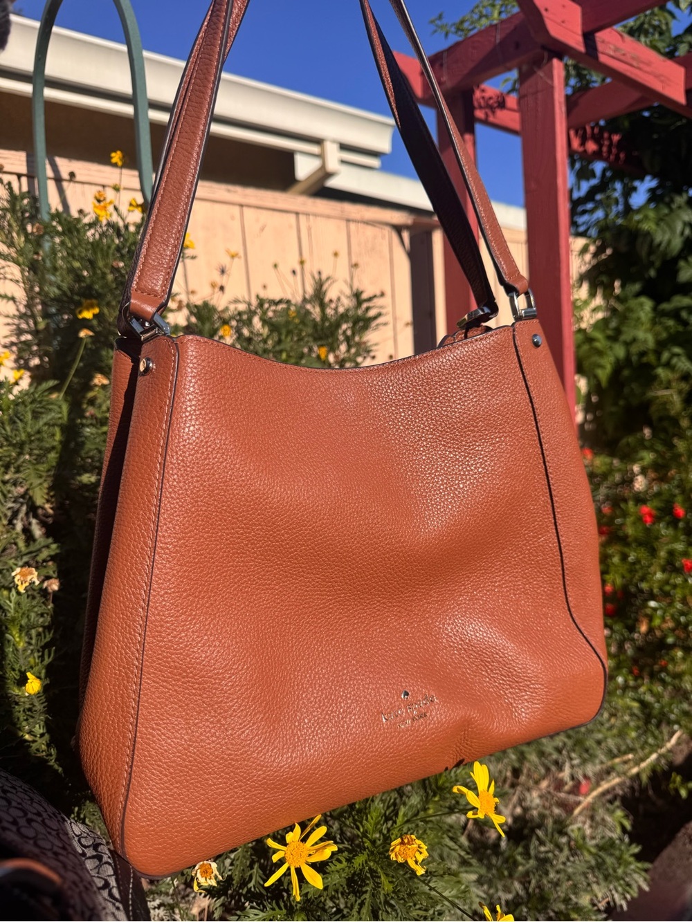 Kate Spade Leila Leather Shoulder Bag in Cognac Brown